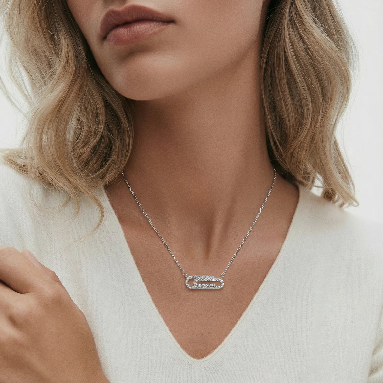 Lumière Oval Link Necklace